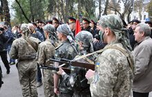 Фото 13: «Вам треба дуже добре вчитись, здобувати свій фах, жити за тою присягою, яку ви приймали», - А. Садовий ліцеїстам ім. Героїв Крут