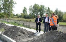 Фото 18: «Ми інвестуємо великі кошти, але ця дорога кардинально змінить ситуацію в мікрорайоні», — Андрій Садовий про капремонт вул. Пластової