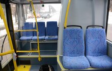 Фото 1: «Розглядаємо усі варіанти, перевагу надаємо українським, однак ціна і якість – пріоритет», - С. Бабак під час огляду білоруського автобуса