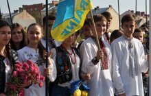 Фото 6: «Ми сьогодні вшановуємо не тільки ветеранів УПА, а й усіх Героїв нашої країни, які своїми тілами закрили нас і захистили», - А. Садовий