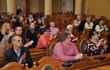 Фото 2: А. Садовий: «Сьогодні одну дитину виховати не просто, а виховати 5, 6, 7, 8, 10 дітей – це є подвиг»