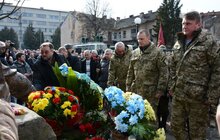 Фото 9: «Війна завершується тоді, коли з почестями хоронять останнього воїна, який брав в ній участь», - А. Садовий