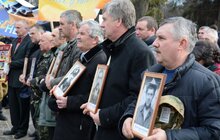 Фото 13: «Війна завершується тоді, коли з почестями хоронять останнього воїна, який брав в ній участь», - А. Садовий