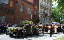 Фото 17: У Львові тисячі вірян попрощались з Блаженнішим Любомиром Гузаром