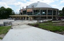 Фото 9: Ремонтні роботи біля Львівського цирку стартували.