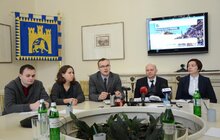 Фото 11: На Сихові завершують роботи з облаштування нового громадського простору