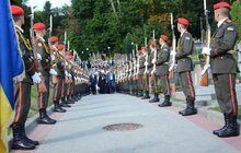 Фото 22: У Львові вшанували спочилих захисників України та помолились на могилі Патріарха Димитрія