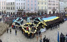 Фото 24: У Львові спільно заспівали «Ще не вмерла України і слава, і воля…» у День першого публічного виконання Гімну