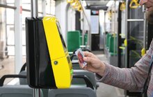 Фото 5: Mastercard та Ощадбанк обладнали львівські трамваї технологією безконтактної оплати