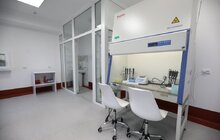 Фото 2: В міській комунальній лікарні Львова створили надсучасну вірусологічну лабораторію