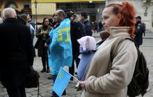 Фото 8: З нагоди 6-ої річниці окупації Криму Росією у центрі Львова відбулась акція-протест «Крим — це Україна!»