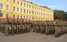Фото 15: Сьогодні на плацу Національної академії сухопутних військ імені гетьмана Петра Сагайдачного Військову присягу на вірність українському народові склали близько 500 першокурсників