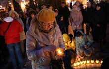 Фото 4: Сотні лампадок запалили у Львові в пам'ять про невинно вбитих ворогом українців