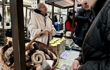 Фото 7: Від крафтових сирів до сублімованих ягід: як пройшов останній цього року фермерський ярмарок на площі Ринок 
