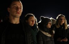 Фото 12: Промені світла і сотня запалених свічок: у Львові вшанували пам’ять Героїв Небесної Сотні