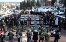 Фото 7: На Личаківському кладовищі вшанували Героїв Небесної Сотні