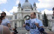 Фото 25: «До кінця цього року вже можна буде трамваєм проїхати прямо до входу у вокзал», — А. Садовий про ремонт пл. Двірцевої