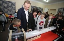Фото 11: У Львові для шкіл закупили ще одну наукову мобільну лабораторію — мистецьку