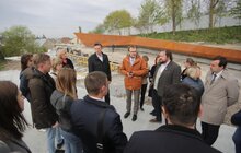 Фото 5: Посадовці міськради та представники підрядної організації оглянули роботи з будівництва Меморіалу Небесної Сотні