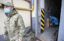 Фото 10: Мерія передала слідчому ізолятору засоби індивідуального захисту