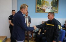 Фото 8: Андрій Садовий нагородив рятувальників з нагоди професійного свята