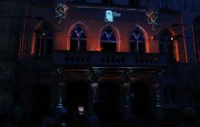 Фото 2: На фасаді театру Курбаса показали відеомапінг