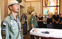 Фото 11: Пластуна-сеньйора Олеся Криськіва поховали на Личакові в родинному гробівці (поле № 52)