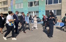 Фото 1: Надзвичайний і Повноважний Посол Франції в Україні відвідав реабілітаційний центр UNBROKEN у Львові
