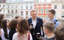 Фото 12: Сьогодні юні львів’яни на 1 день стануть посадовцями міськради
