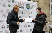 Фото 3: В рамках Програми підтримки обдарованої молоді 30 львів'ян отримали по 10 тисяч гривень премії