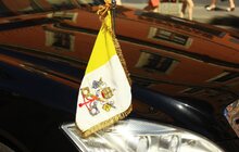 Фото 14: Державний Секретар Ватикану кардинал П’єтро Паролін поблагословив Львів
