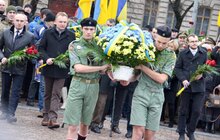 Фото 3: Сьогодні у Львові відзначають 110-ту річницю від дня народження Степана Бандери