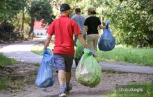Фото 4: З допомогою унікального додатку EcoHike львів’яни очистили зелену зону Цитадель