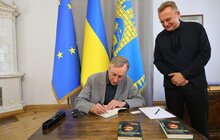 Фото 8: Мер Львова зустрівся з нобелівським лауреатом Сванте Паабо
