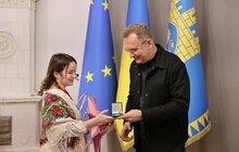 Фото 7: 20 років відданості своїй справі: організатори фестивалю «Спалах різдвяної звізди» отримали нагороди від міського голови Львова