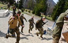 Фото 6: Вишкіл замість канікул: львівські школярі пройшли тренування у Карпатах (фото/відео)