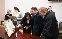 Фото 5: У Львівському університеті почесного доктора отримав міністр закордонних справ Польщі Радослав Сікорський