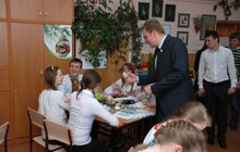 Фото 10: Сьогодні міський голова взяв участь у презентації творчої майстерні «Писанка добром весь світ зігріє» у гімназії «Гроно» 