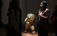 Фото 5: У Львові відкрилася виставка Володимира Семківа про дитячі стани