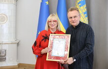 Фото 5: Мер Львова Андрій Садовий нагородив львівських театралів з нагоди Міжнародного дня театру