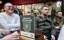 Фото 3: У Львові запустили програму знижок для військових: від безкоштовної кави до знижок на медичні послуги, освіту та житло (відео)