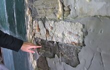 Фото 2: У Львові мешканцям показують як правильно реставрувати цінні стінописи