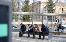 Фото 14: На перетині вулиць Бандери - Чупринки облаштували комфортну зону очікування громадського транспорту (фото/відео)