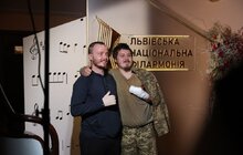 Фото 13: Місто лікує: оркестр INSO-Львів зіграв для воїнів та лікарів особливий концерт
