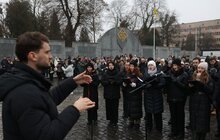 Фото 1: На Личаківському кладовищі лунала скорботна коляда (відео)