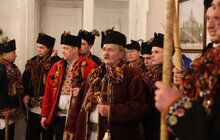 Фото 15: До Львова з колядою завітали гуцули з Криворівні