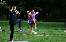 Фото 5: У Львові провели міську ранкову руханку