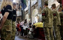 Фото 4: Сьогодні Львів попрощався із бойовою медикинею Іриною Цибух