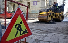 Фото 10: Після складної зими у Львові ліквідовують ями на дорогах (відео)
