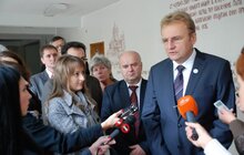 Фото 3: А. Садовий відвідав «Сихівську» гімназію у якій впроваджується реалізація проекту з енергозбереження